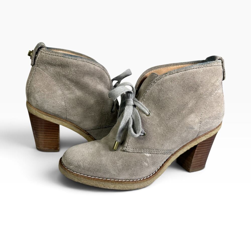 Coach Nikol Beige Suede Lace Up Turnlock Block Heel Ankle Boots US 6B